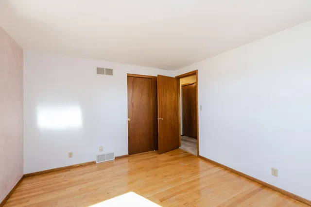 $615,500 | 23123 Rasmusson Drive, Norway, WI 53150