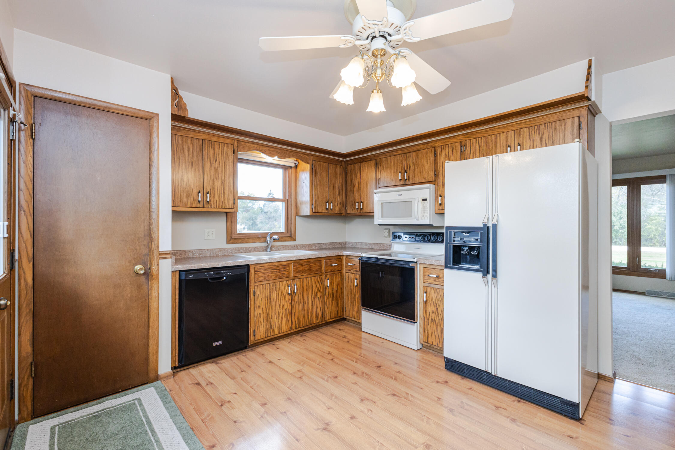 23123 Rasmusson Drive Norway, WI 53150 - Photo 5 of 68 AK244578-47