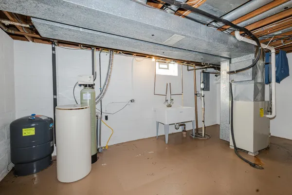 $585,000 | 23123 Rasmusson Drive, Norway, WI 53150