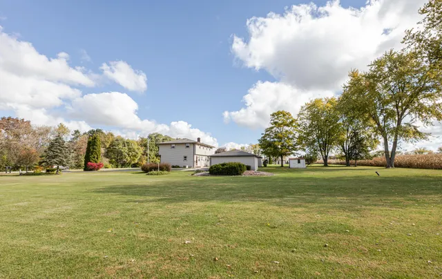 $615,500 | 23123 Rasmusson Drive, Norway, WI 53150