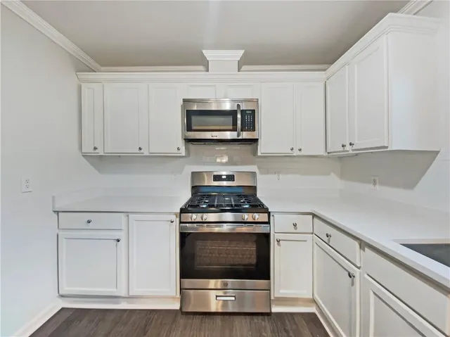 $240,000 | 408 Park Ridge Circle, Riverdale, GA 30274