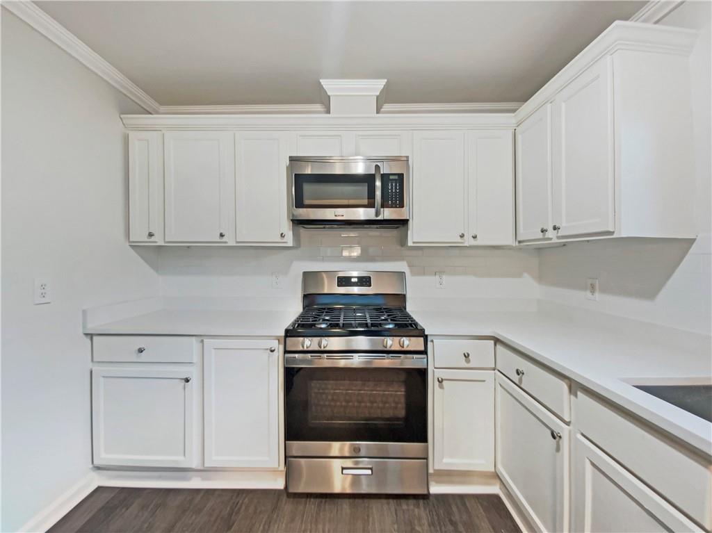 408 Park Ridge Circle Riverdale, GA 30274 - Photo 2 of 19