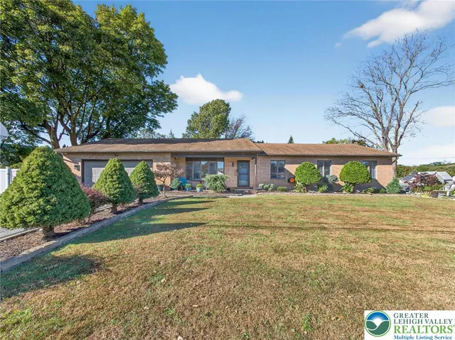 $450,000 | 146 South 13th Street, Catasauqua, PA 18032