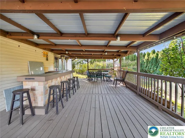 $450,000 | 146 South 13th Street, Catasauqua, PA 18032