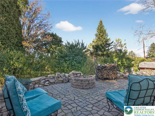 $450,000 | 146 South 13th Street, Catasauqua, PA 18032