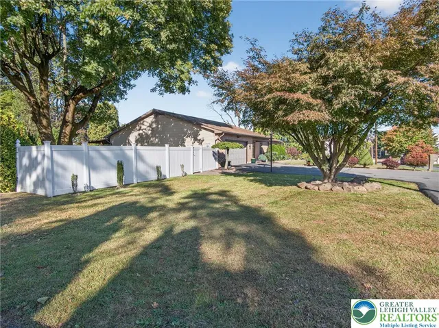 $450,000 | 146 South 13th Street, Catasauqua, PA 18032