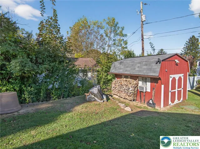 $450,000 | 146 South 13th Street, Catasauqua, PA 18032