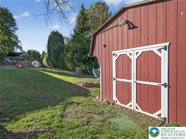 $450,000 | 146 South 13th Street, Catasauqua, PA 18032