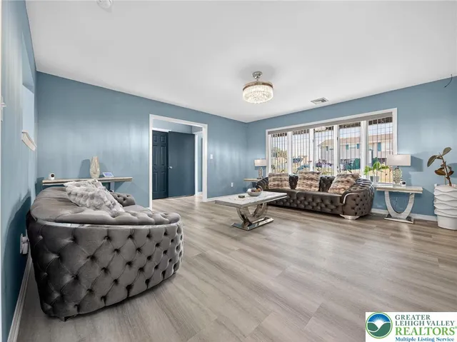 $450,000 | 146 South 13th Street, Catasauqua, PA 18032