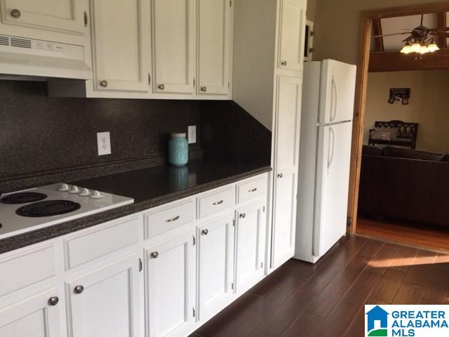 1127 Phillips Lane Bessemer, AL 35023 - Photo 10 of 17