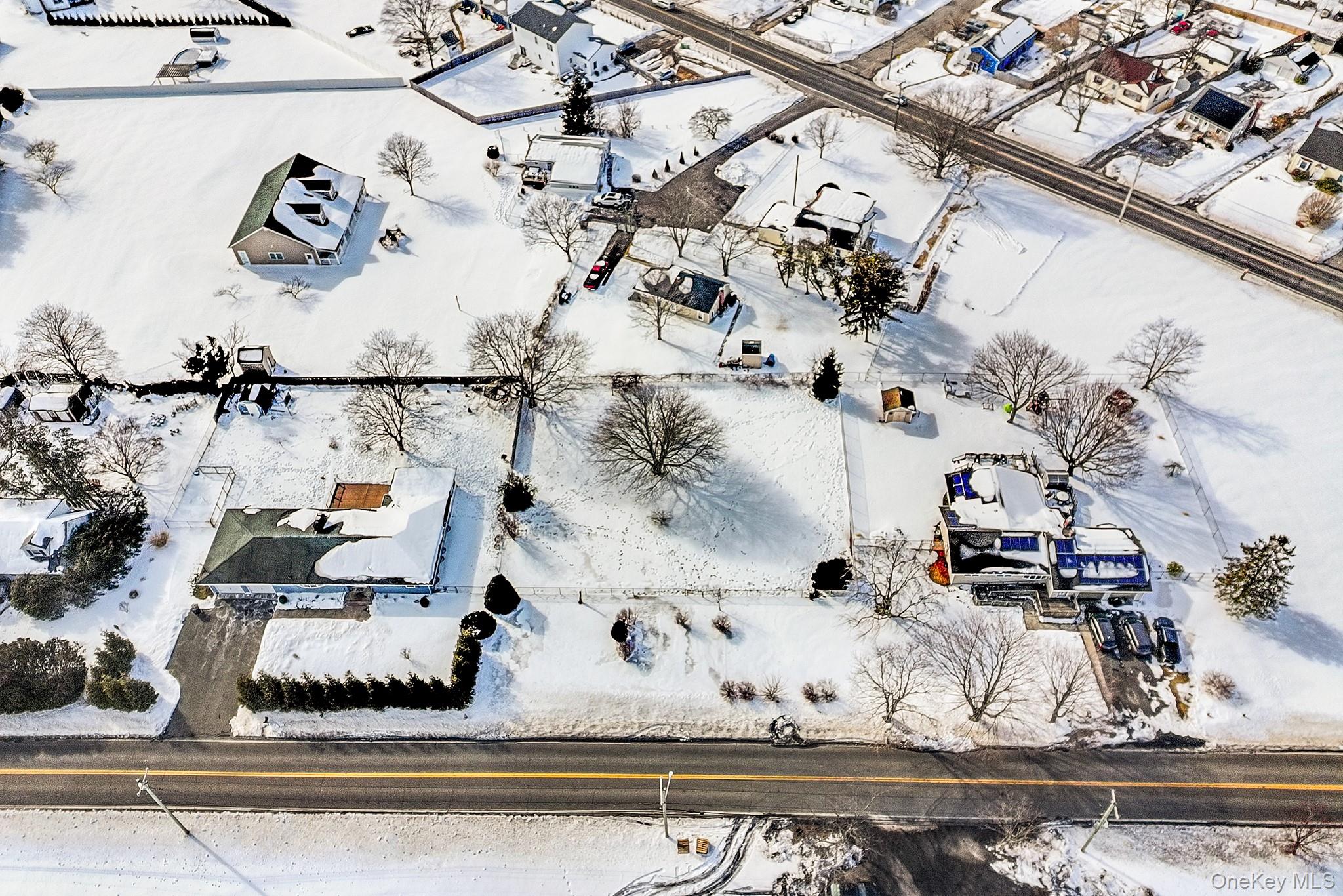 257 Doctors Path Riverhead, NY 11901 - Photo 4 of 18 a view of the sink