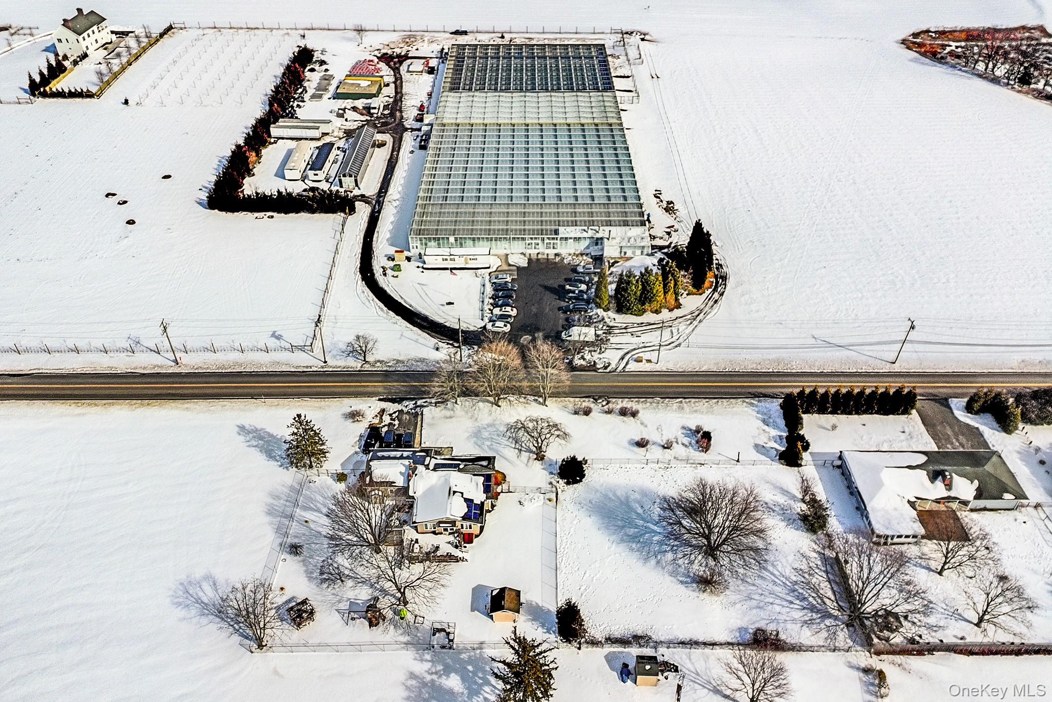 257 Doctors Path Riverhead, NY 11901 - Photo 6 of 18