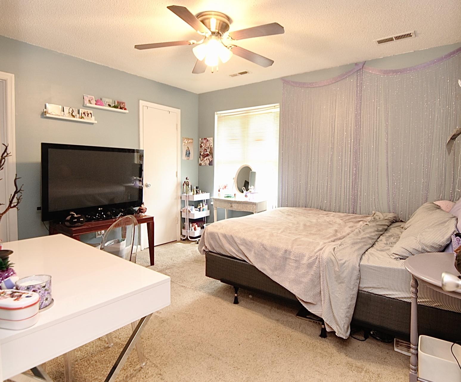 75 Oak Grove Road Goose Creek, SC 29445 - Photo 5 of 9 33A35AFE-3223-4951-B11F-4B2E952135FE_1_2