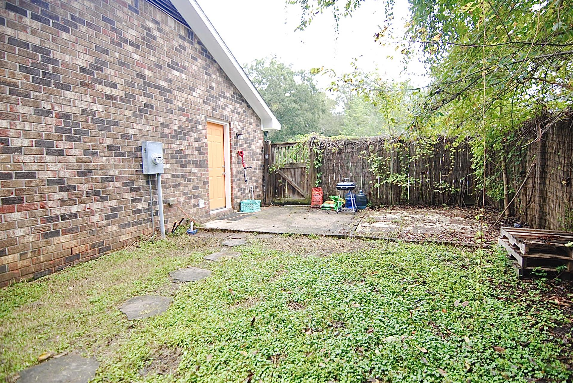 75 Oak Grove Road Goose Creek, SC 29445 - Photo 8 of 9 68D01A43-FF4D-4F12-A2CA-0C79FF750125_1_2