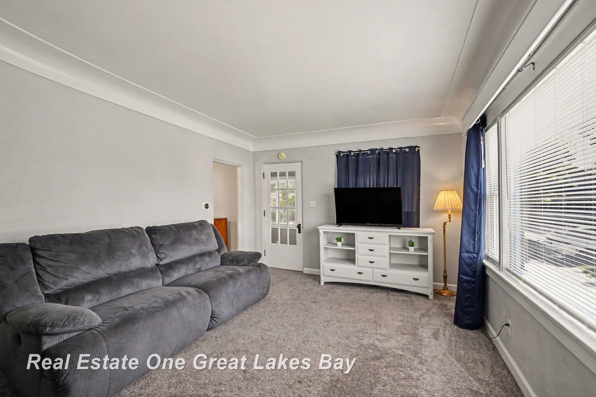 1008 South Sherman Street Bay City, MI 48708 - Photo 5 of 29 Gallery Image 5