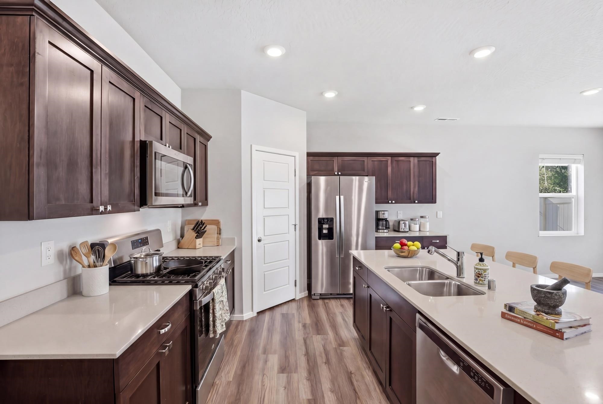5914 West Georgetown Lane Spokane, WA 99208 - Photo 5 of 44