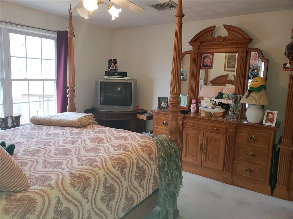 27 Lantern Road Smithfield, RI 02917 - Photo 8 of 17