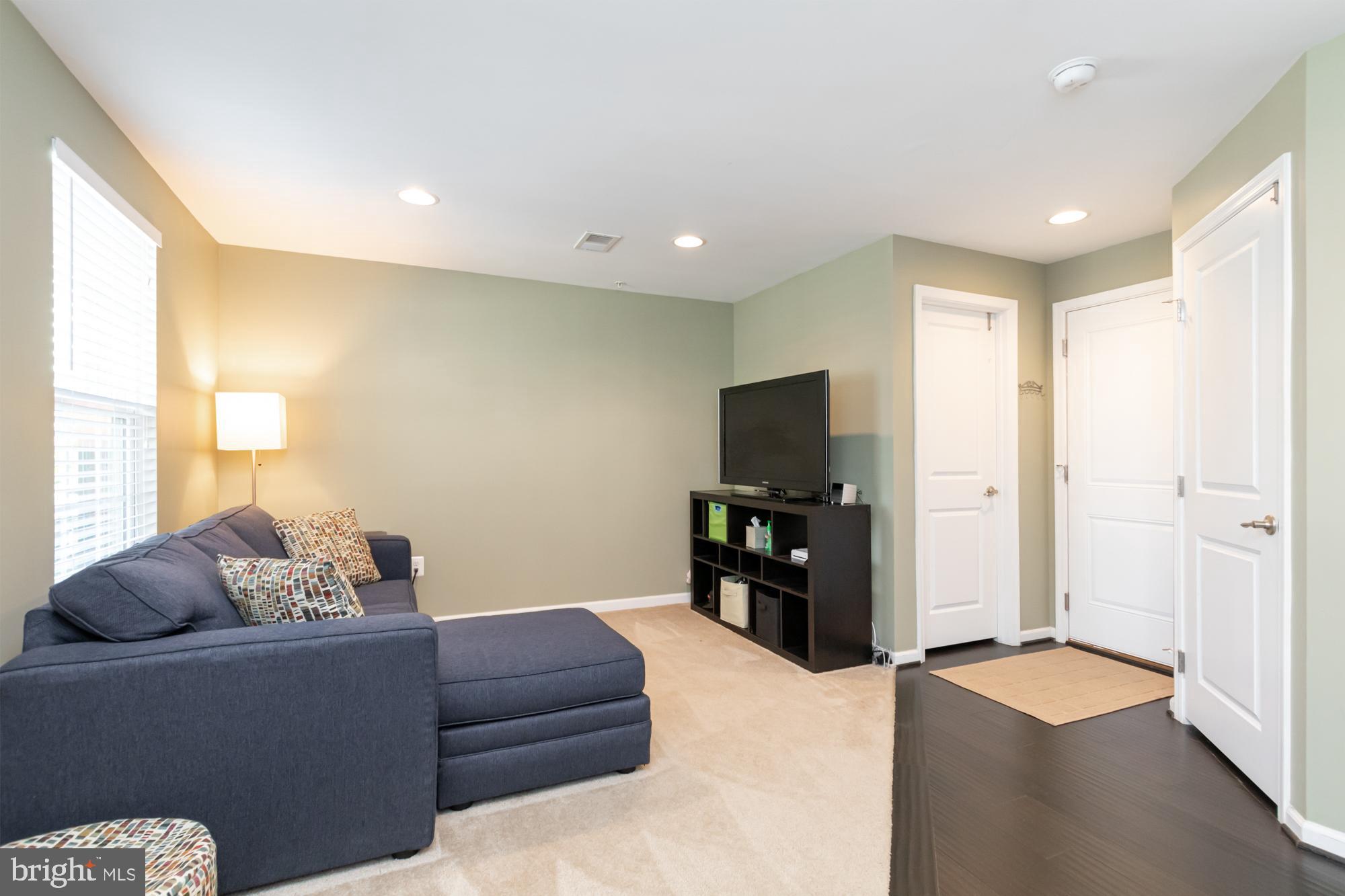 7320 Summit Rock Road Elkridge, MD 21075 - Photo 5 of 44 The entrance from the garage is by the floor matt