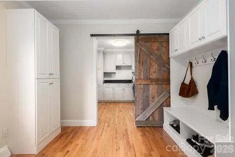 $950,000 | 4358 Old Saybrook Court, Charlotte, NC 28211