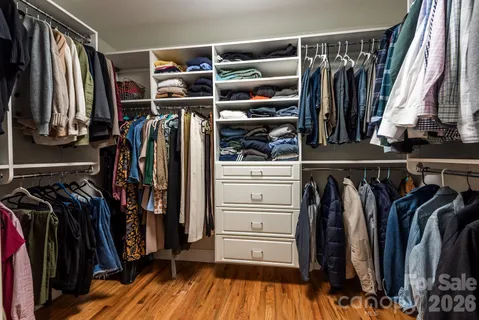 $950,000 | 4358 Old Saybrook Court, Charlotte, NC 28211