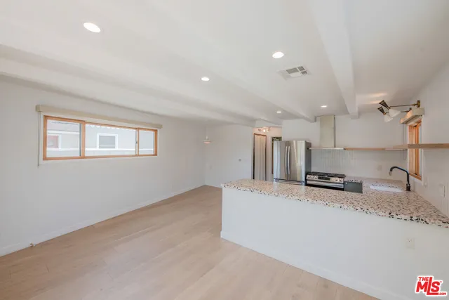 $4,850 | 3111 Glenhurst Avenue, Los Angeles, CA 90039