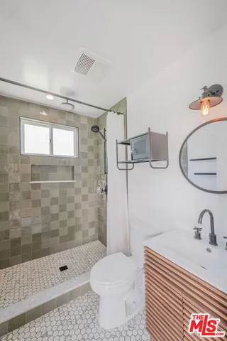 $4,850 | 3111 Glenhurst Avenue, Los Angeles, CA 90039