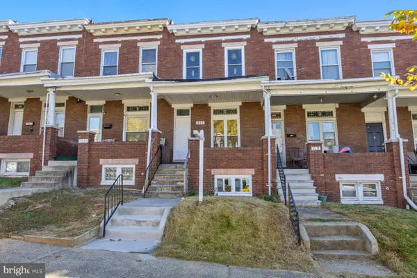 $2,350 | 117 Collins Avenue, Baltimore, MD 21229
