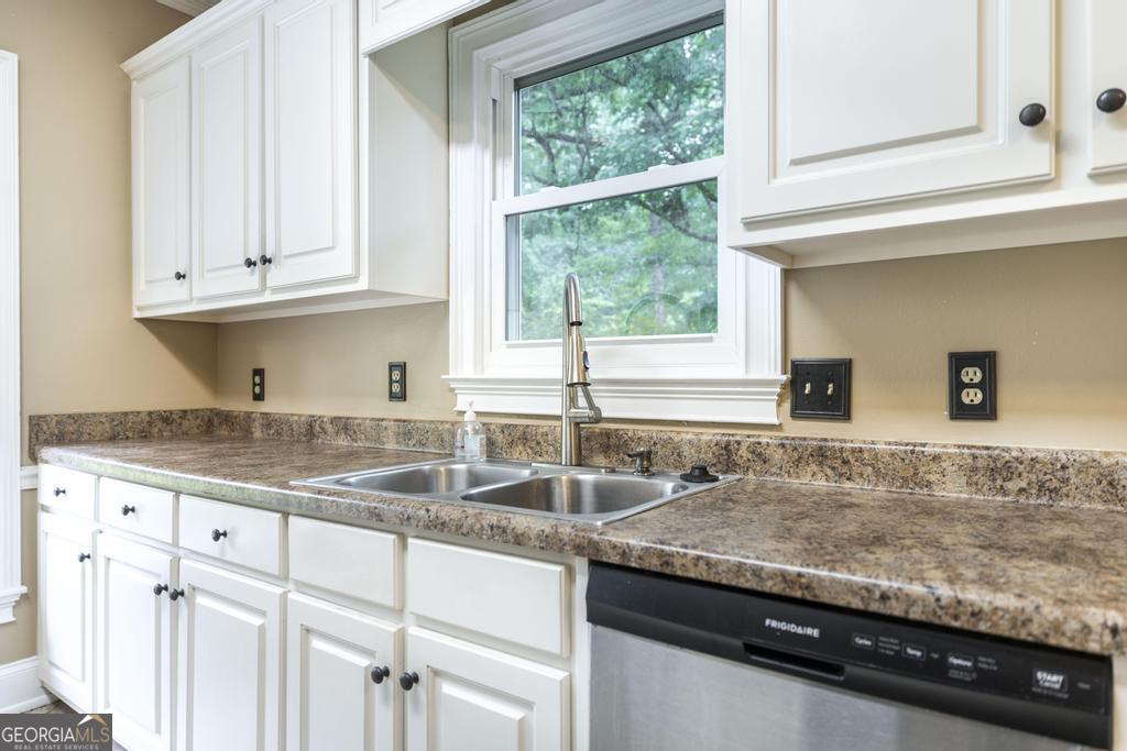 1934 Wood Valley Road Macon, GA 31211 - Photo 23 of 44