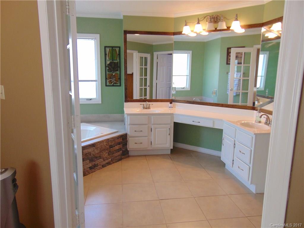 161 Rima Landing, Unit 22 Denton, NC 27239 - Photo 10 of 24 Gallery Image 10