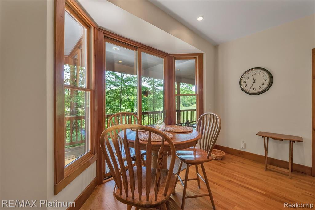 4664 Hinchey Road Howell, MI 48843 - Photo 11 of 64