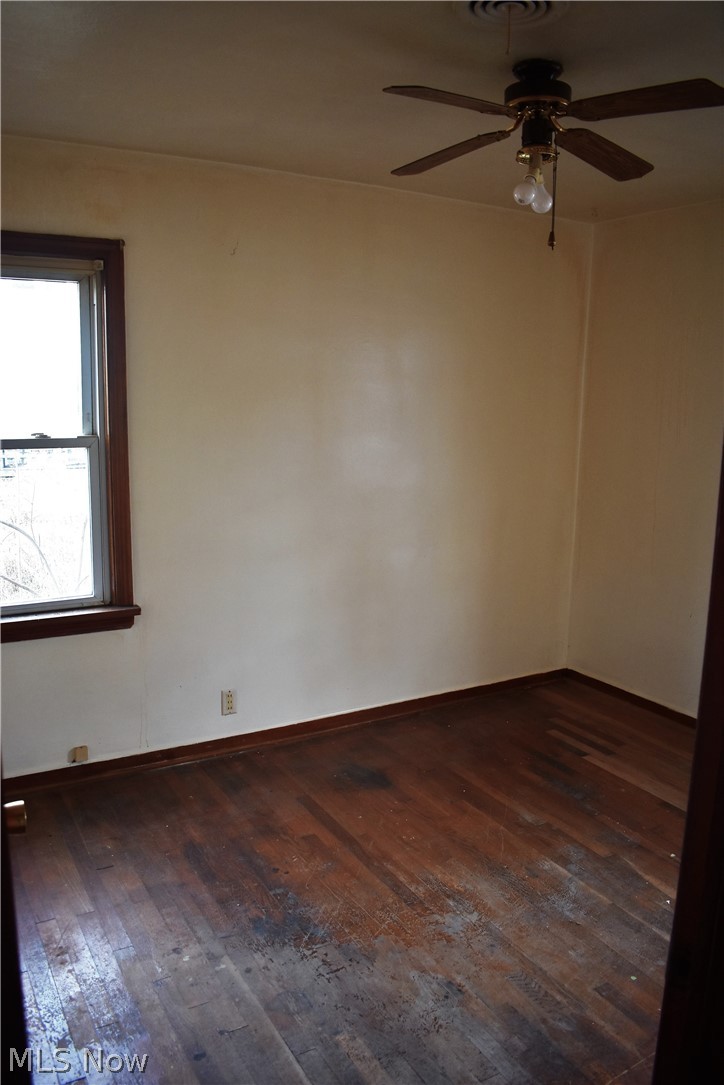 311 Quentin Road Eastlake, OH 44095 - Photo 10 of 13