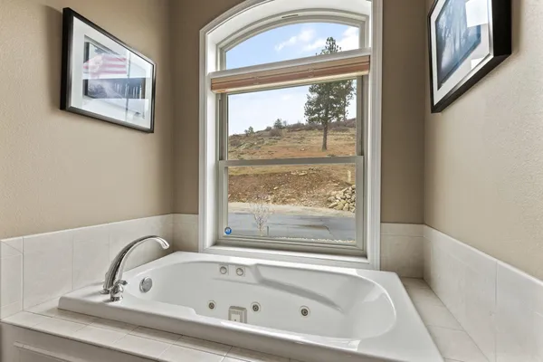 $995,000 | 7009 North Lynden Road, Otis Orchards, WA 99027