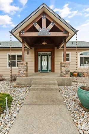$995,000 | 7009 North Lynden Road, Otis Orchards, WA 99027