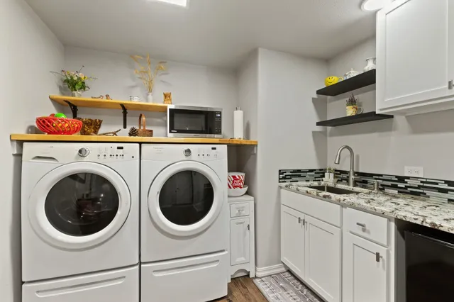 $995,000 | 7009 North Lynden Road, Otis Orchards, WA 99027