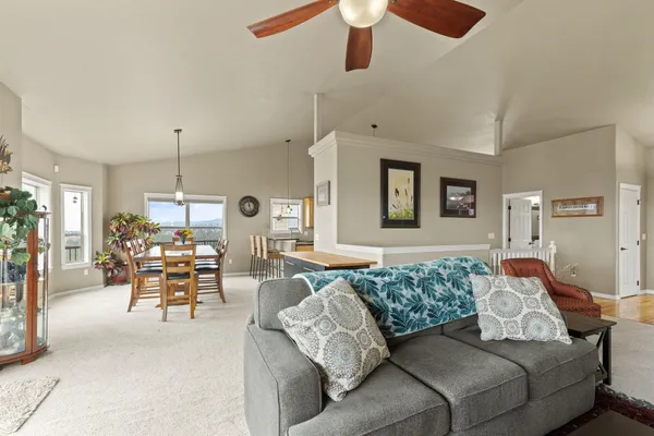 $995,000 | 7009 North Lynden Road, Otis Orchards, WA 99027