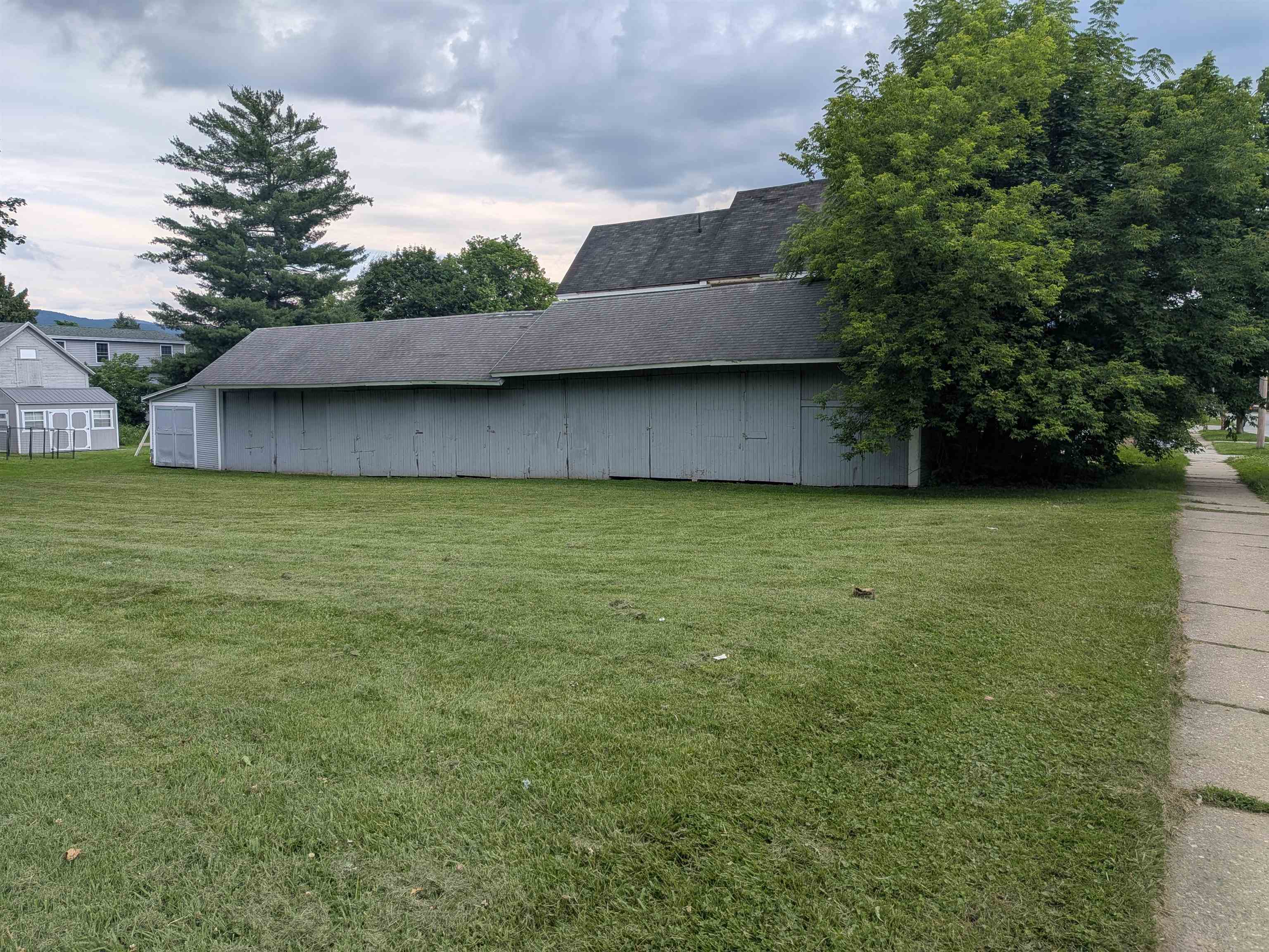 40 Terrill Street Rutland, VT 05701 - Photo 4 of 10