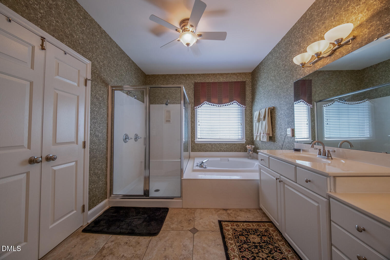 2009 Katesbridge Lane Raleigh, NC 27614 - Photo 30 of 63 3