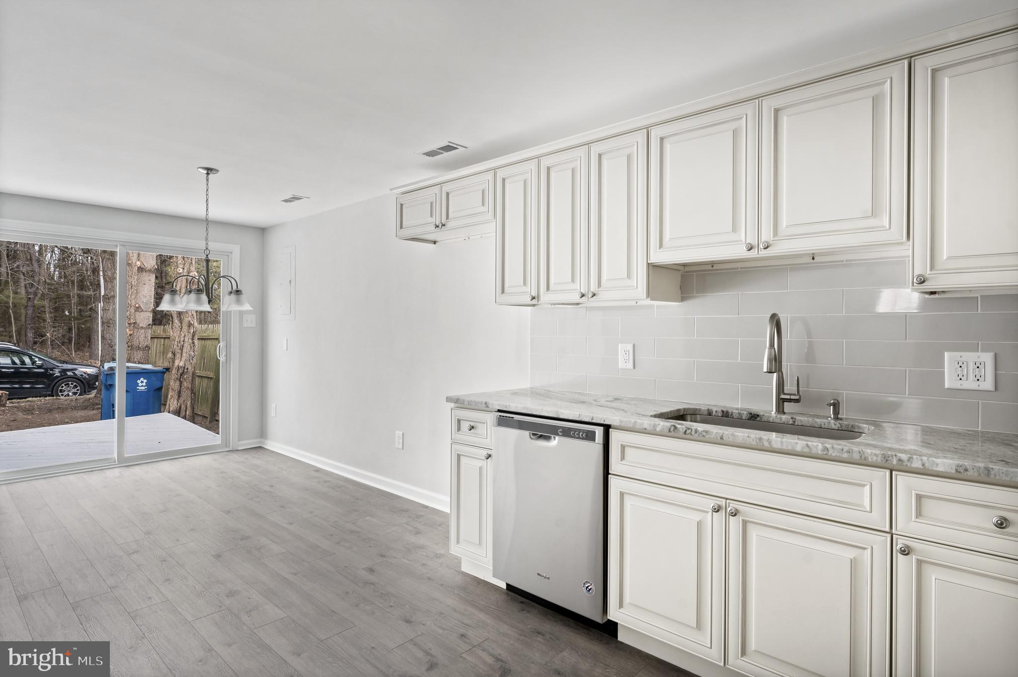 236 Hayes Mill Road Atco, NJ 08004 - Photo 7 of 11