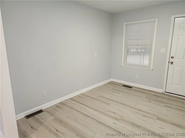 $1,200 | 3923 Glenridge Road, Fayetteville, NC 28304