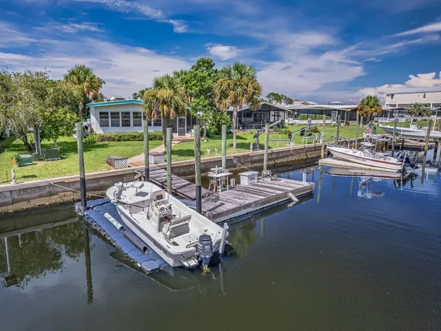 $349,000 | 55 Connie Drive, Crawfordville, FL 32327