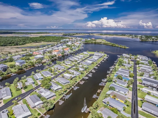 $349,000 | 55 Connie Drive, Crawfordville, FL 32327