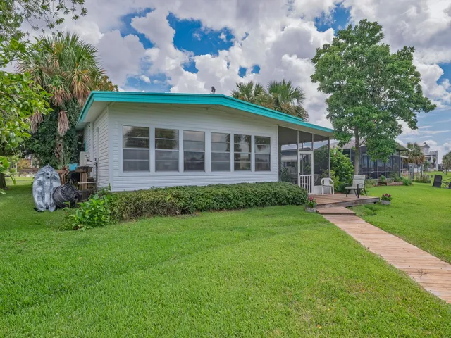 $349,000 | 55 Connie Drive, Crawfordville, FL 32327