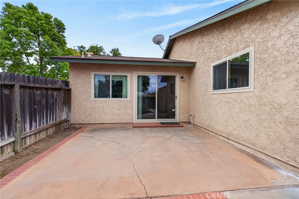 6305 La Mirada Way Riverside, CA 92504 - Photo 21 of 31