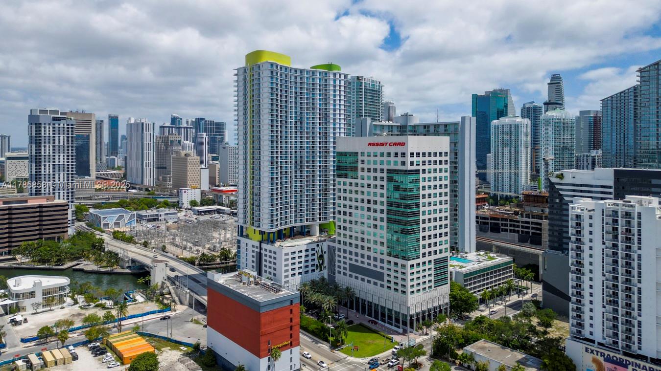 185 Southwest 7th Street, Unit 1508 Miami, FL 33130 - Photo 30 of 30 a city view