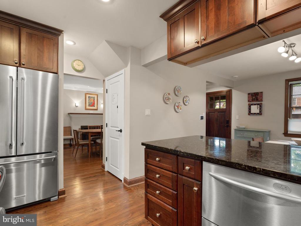 4008 Tennyson Road University Park, MD 20782 - Photo 13 of 38 Kitchen Alternate View