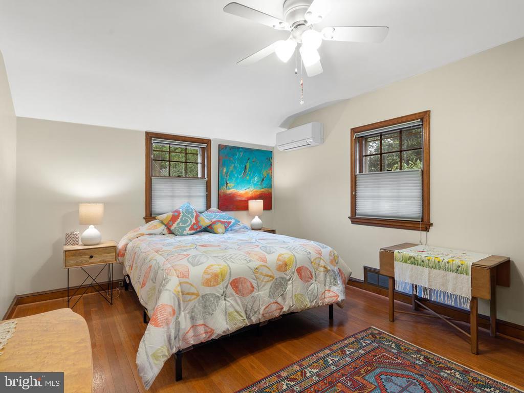 4008 Tennyson Road University Park, MD 20782 - Photo 24 of 38 Upper Level Bedroom #4