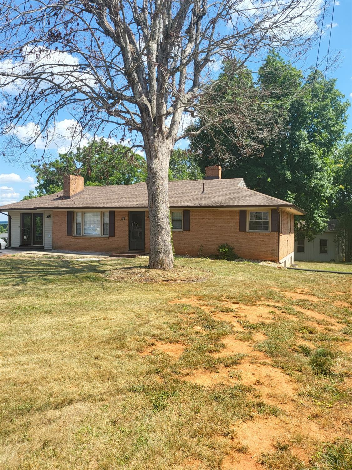 449 Jasper Wood Road Hurt, VA 24563 - Photo 1 of 23