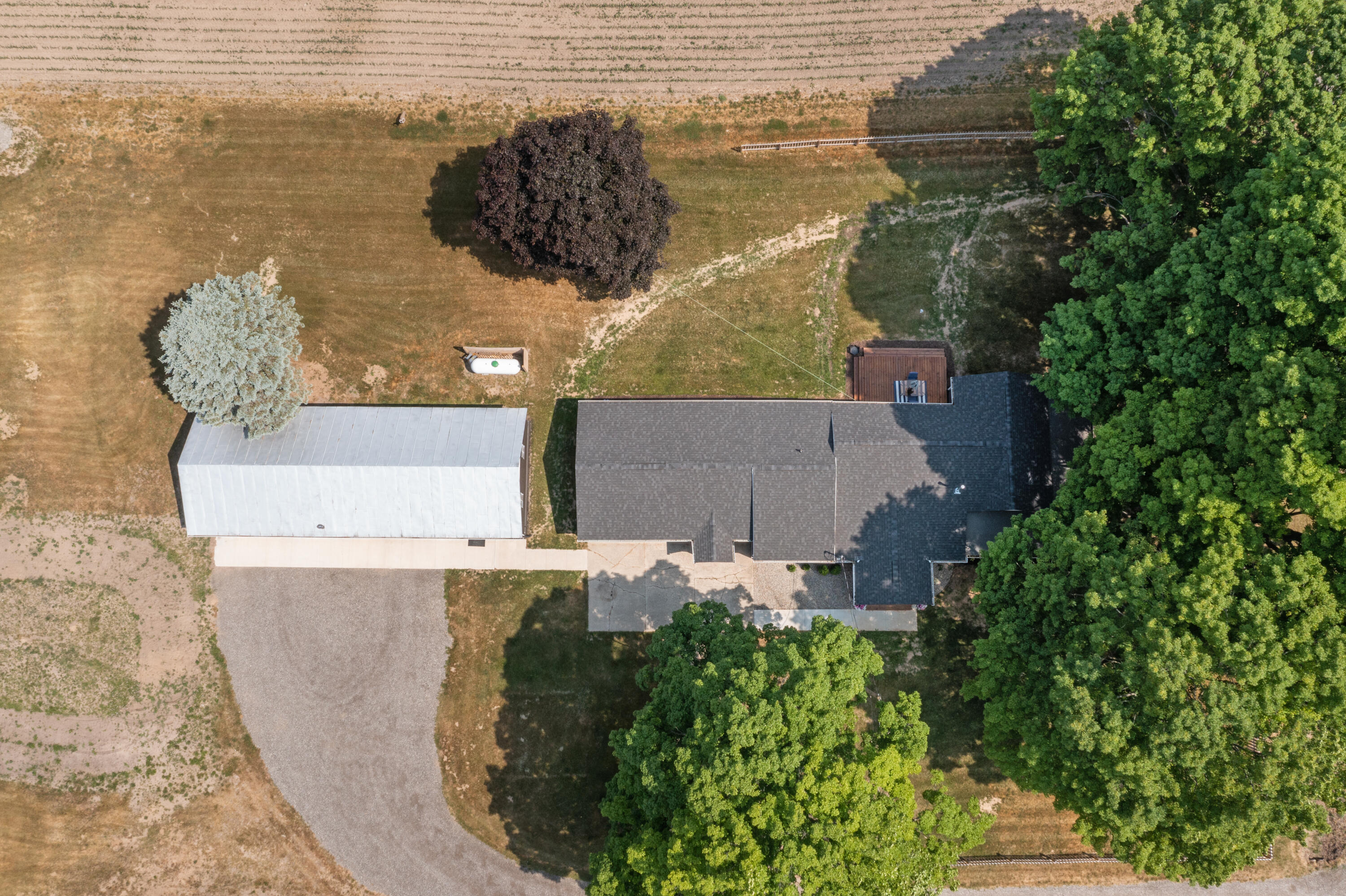 637 Long Road Pierson, MI 49339 - Photo 36 of 39 IMG_1042