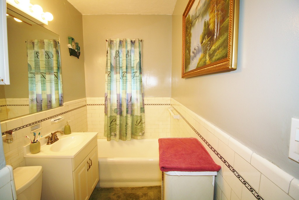 22 Oldfields Road Boston, MA 02121 - Photo 14 of 21