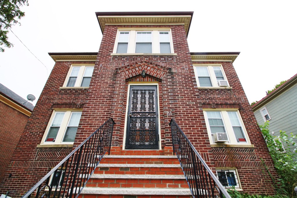 22 Oldfields Road Boston, MA 02121 - Photo 6 of 21